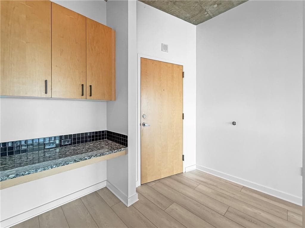 1 bedroom, 1 bathroom, 683 sq ft condominium for rent at 923 Peachtree Street 834, Atlanta, GA 30309 for $2,100 a month — photo 9