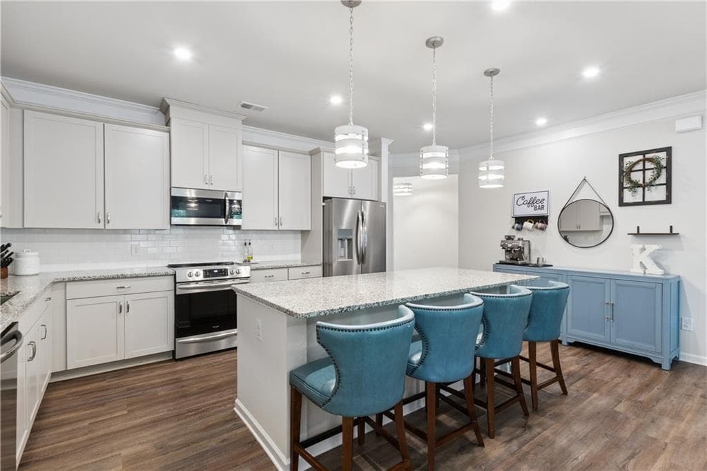 3 bedroom, 3 bathroom, 2,386 sq ft townhouse for sale at 364 Crider Court, Woodstock, GA 30188 — photo 4