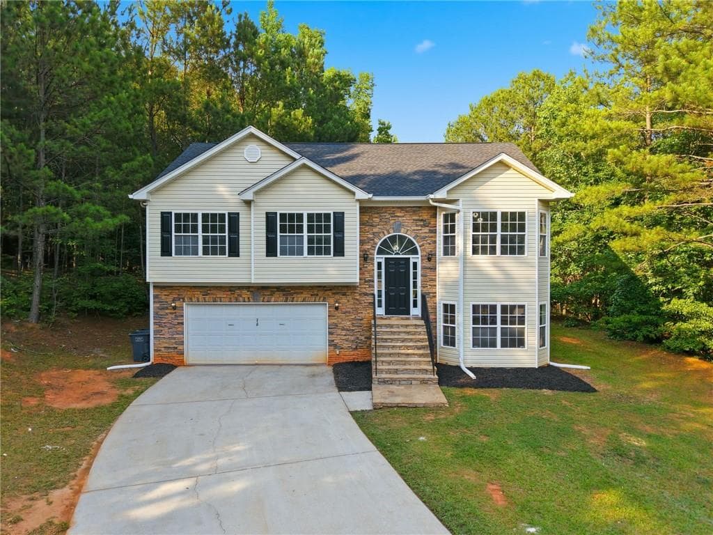 4 bedroom, 3 bathroom, 2,280 sq ft single family residence for sale at 210 Coldwater Drive, Covington, GA 30016 — photo 2