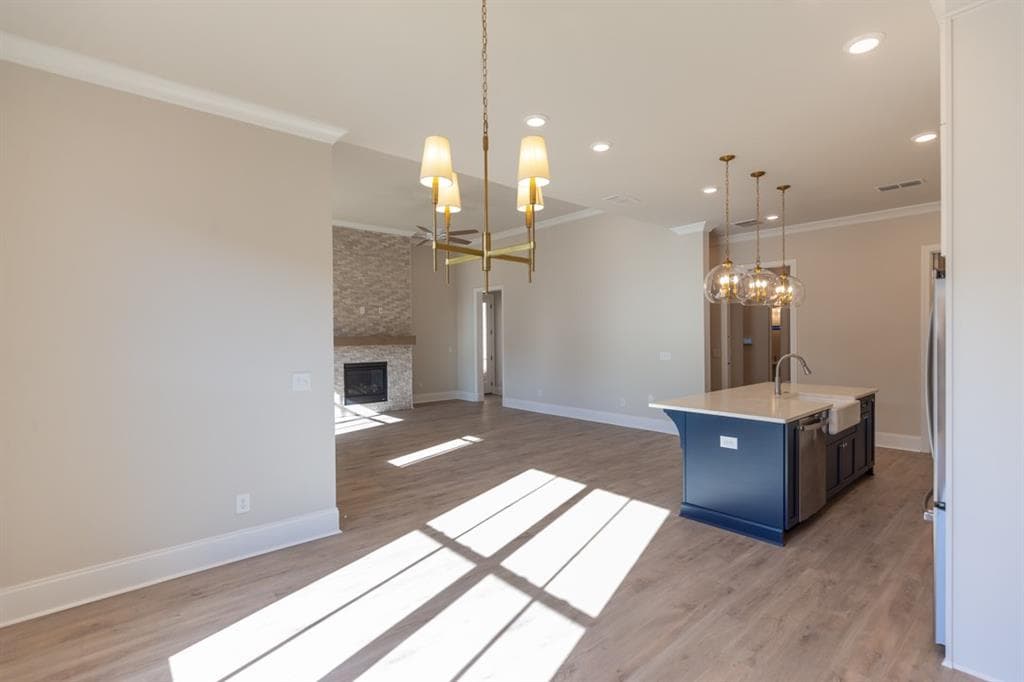 4 bedroom, 4 bathroom, 2,382 sq ft single family residence for sale at 1010 Eastman Court, Hoschton, GA 30548 — photo 6