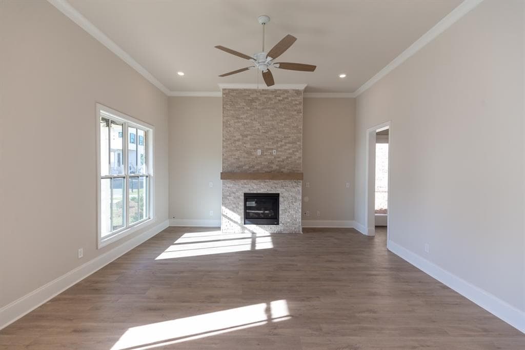 4 bedroom, 4 bathroom, 2,382 sq ft single family residence for sale at 1010 Eastman Court, Hoschton, GA 30548 — photo 9