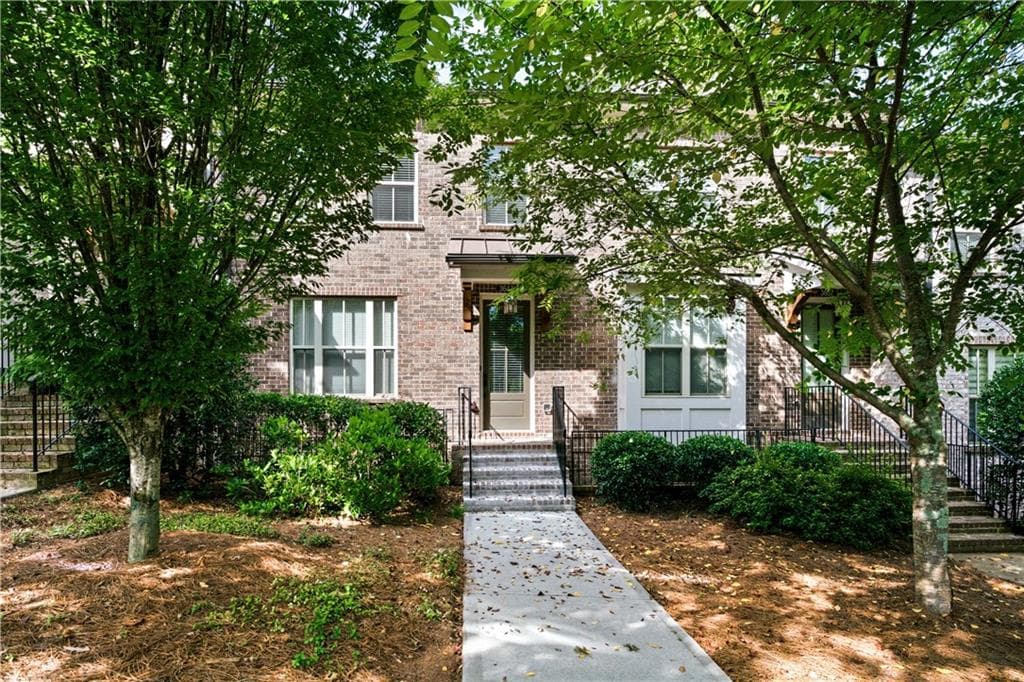 3 bedroom, 4 bathroom, 2,074 sq ft townhouse for sale at 3647 Atherton Park Court, Suwanee, GA 30024 — photo 9
