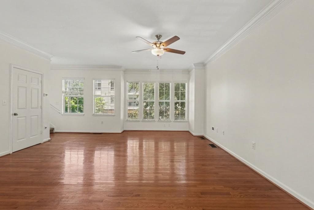 2 bedroom, 3 bathroom, 1,606 sq ft townhouse under contract at 1104 Park Row South, Atlanta, GA 30312 — photo 2
