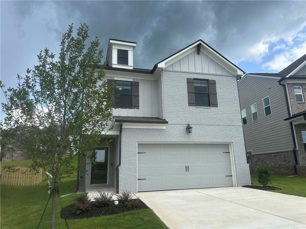 3 bedroom, 3 bathroom, 2,016 sq ft single family residence for sale at 19 Butternut Way, Auburn, GA 30011 — photo 3