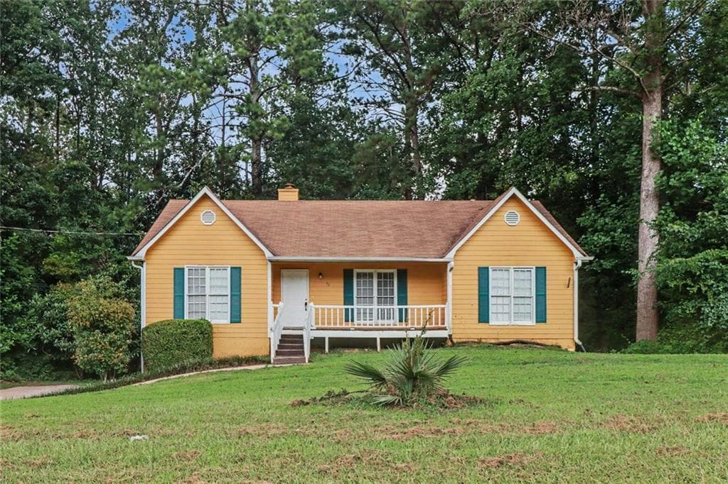 3 bedroom, 2 bathroom, 1,372 sq ft single family residence for sale at 72 Amber Way, Dallas, GA 30157 — photo 1 of 20