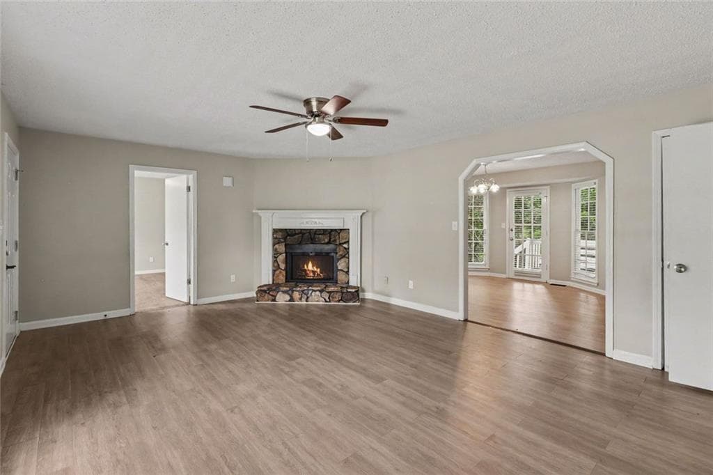 3 bedroom, 2 bathroom, 1,372 sq ft single family residence for sale at 72 Amber Way, Dallas, GA 30157 — photo 5