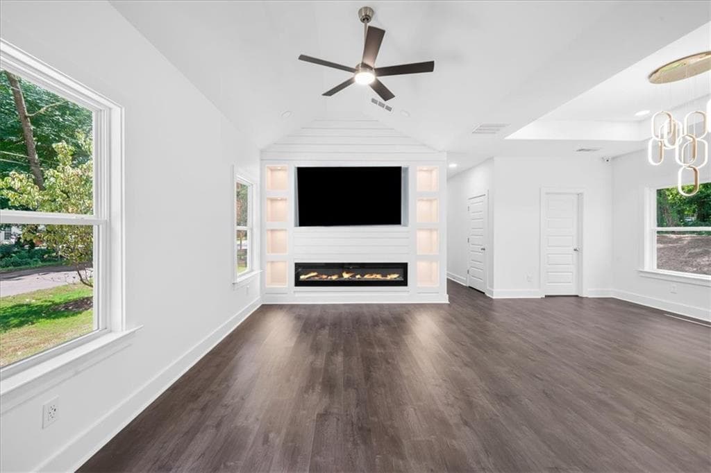 3 bedroom, 3 bathroom, 1,850 sq ft single family residence for sale at 1212 Patricia Davis Drive, Clarkston, GA 30021 — photo 7