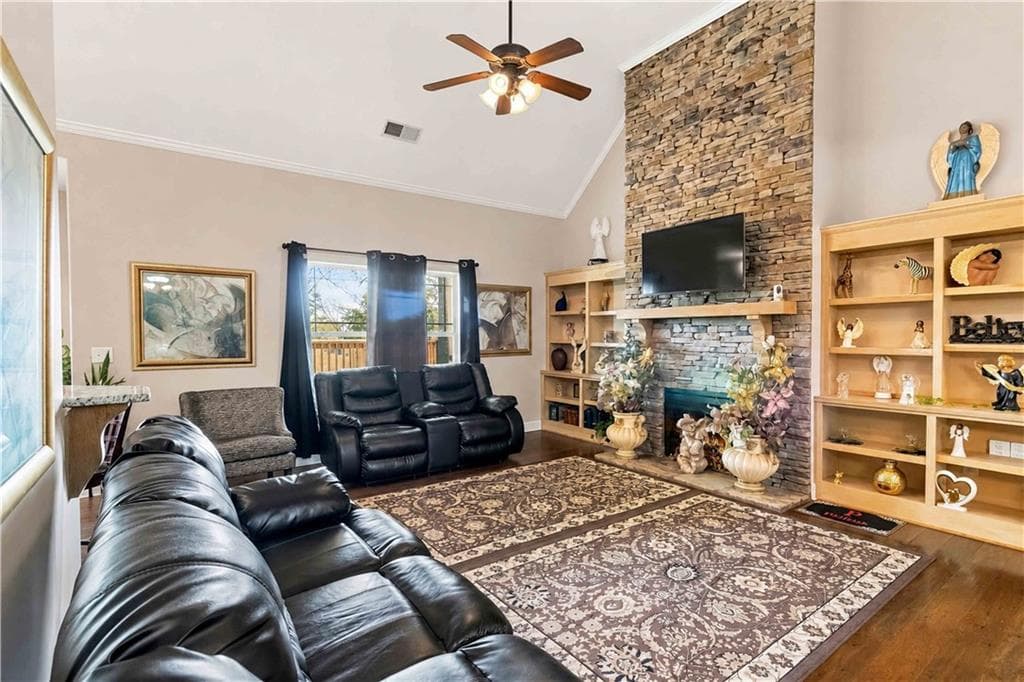 4 bedroom, 2 bathroom, 2,248 sq ft single family residence for sale at 2825 S Ola Road, Locust Grove, GA 30248 — photo 7