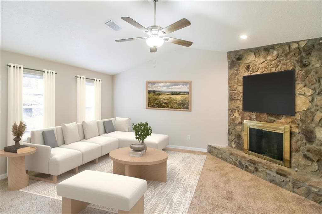 3 bedroom, 2 bathroom, 1,351 sq ft single family residence for sale at 1050 Chapman Circle, Stone Mountain, GA 30088 — photo 4