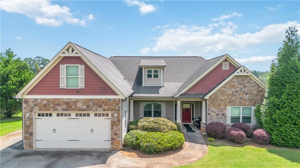 4 bedroom, 2 bathroom, 2,248 sq ft single family residence for sale at 2825 S Ola Road, Locust Grove, GA 30248 — photo 4