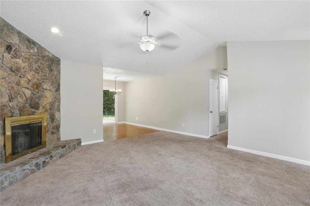 3 bedroom, 2 bathroom, 1,351 sq ft single family residence for sale at 1050 Chapman Circle, Stone Mountain, GA 30088 — photo 6
