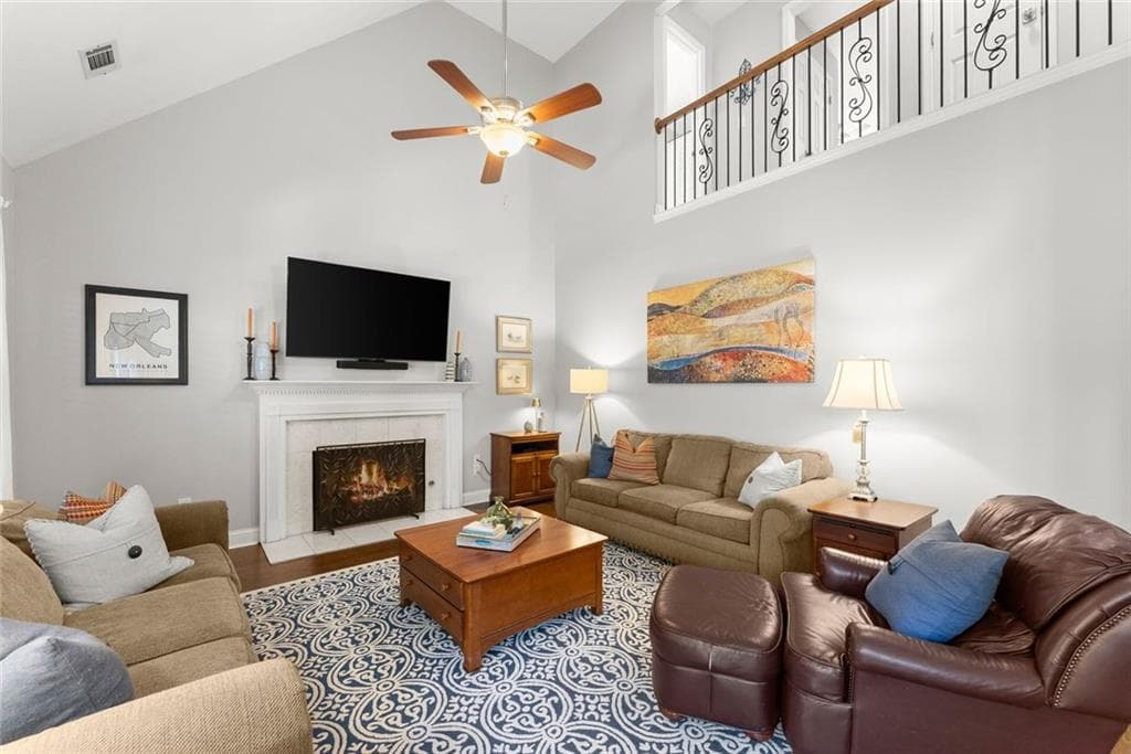 4 bedroom, 3 bathroom, 2,365 sq ft single family residence under contract at 1475 Chadwick Ridge Court, Lawrenceville, GA 30043 — photo 3