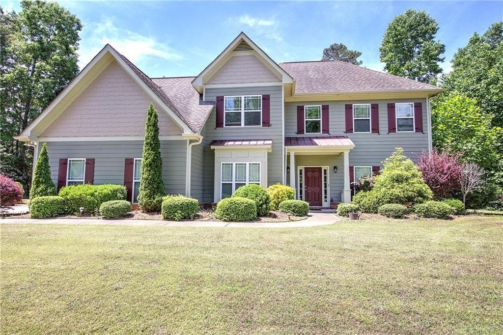 5 bedroom, 3 bathroom, 2,754 sq ft single family residence under contract at 63 Columbia Cove, Dallas, GA 30132