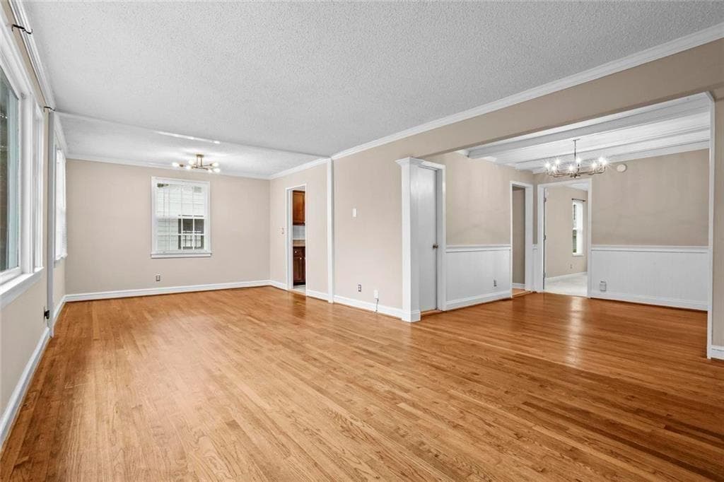 3 bedroom, 2 bathroom, 1,296 sq ft single family residence under contract at 2012 Shalimar Drive, Atlanta, GA 30345 — photo 3
