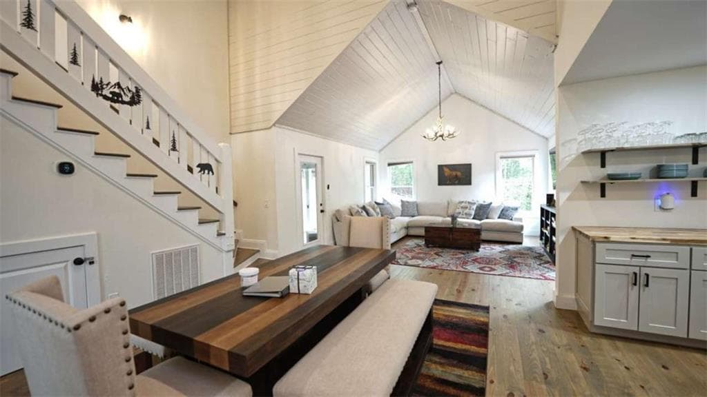 3 bedroom, 3 bathroom, 1,920 sq ft single family residence for sale at 237 Chestnut Gap Road, Blue Ridge, GA 30513 — photo 9