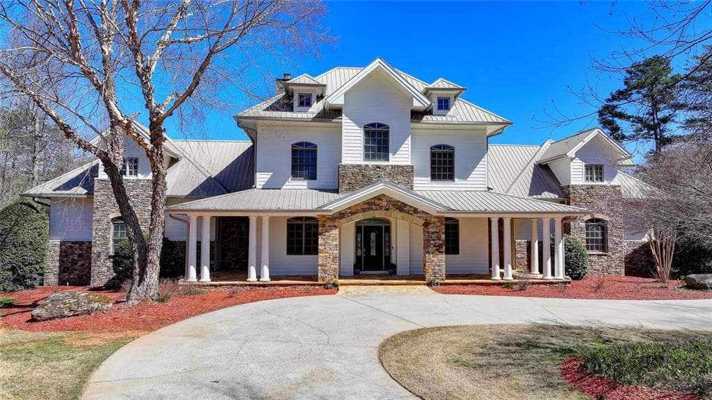 6 bedroom, 7 bathroom, 6,600 sq ft single family residence for sale at 6303 Ben Parks Road, Murrayville, GA 30564 — photo 3