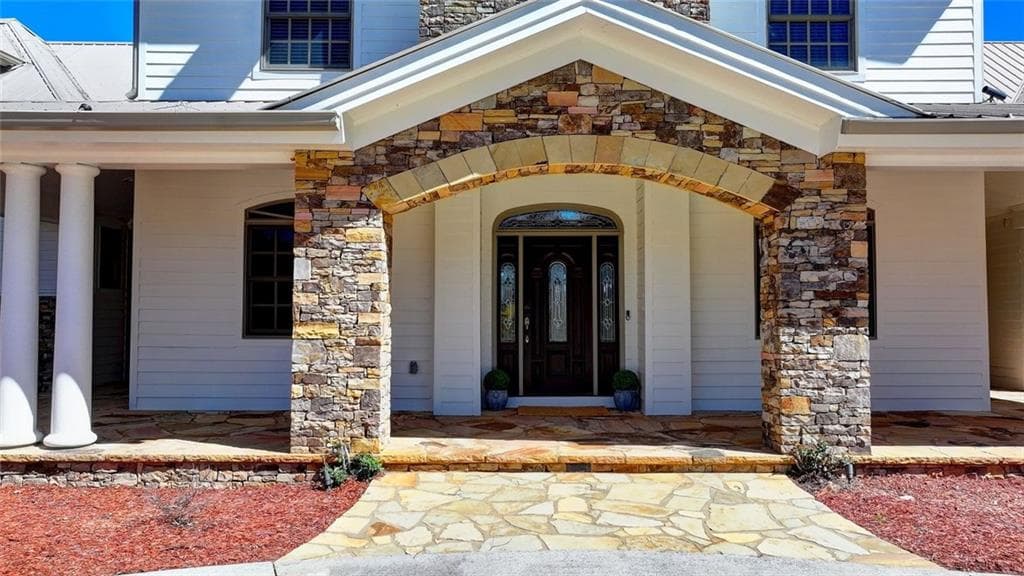 6 bedroom, 7 bathroom, 6,600 sq ft single family residence for sale at 6303 Ben Parks Road, Murrayville, GA 30564 — photo 4
