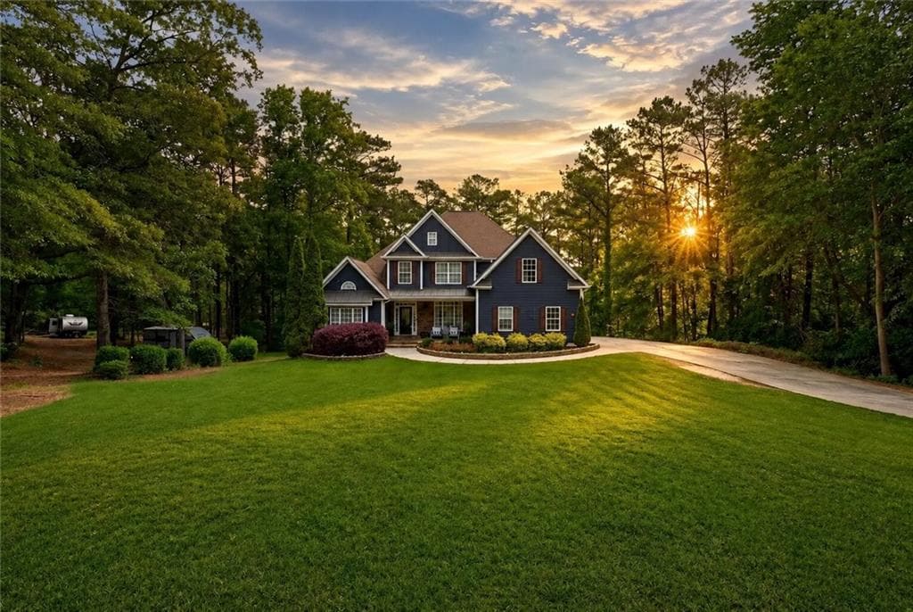 5 bedroom, 4 bathroom, 5,404 sq ft single family residence for sale at 12 N Alexander Creek Road, Newnan, GA 30263 — photo 2