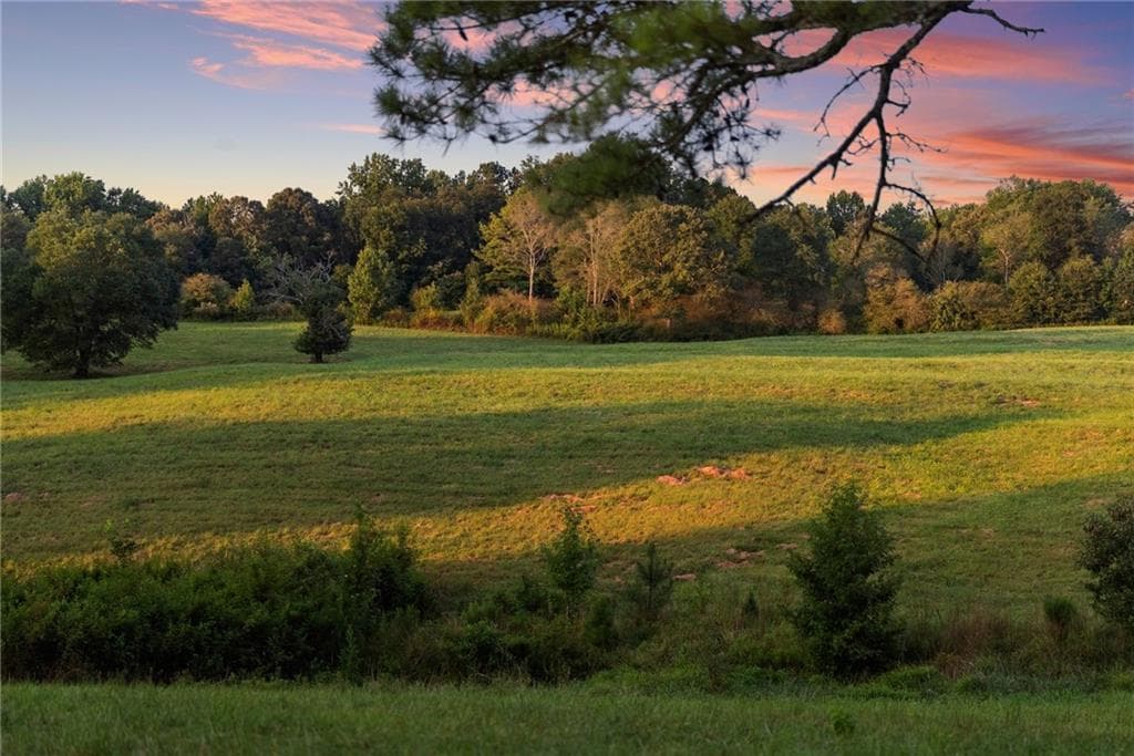 4 bedroom, 5 bathroom, 5,014 sq ft single family residence under contract at 5760 Kanaday Road, Murrayville, GA 30564 — photo 5