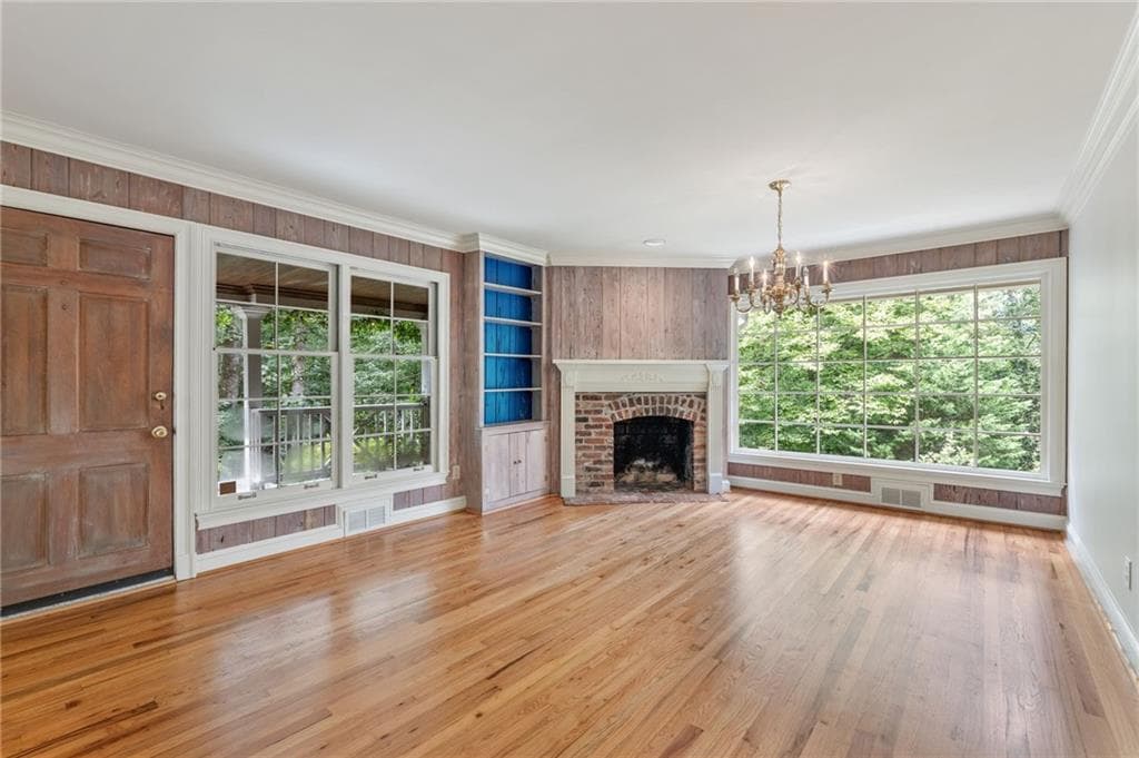 5 bedroom, 5 bathroom, 5,757 sq ft single family residence for sale at 1037 Davis Drive, Sandy Springs, GA 30327 — photo 4