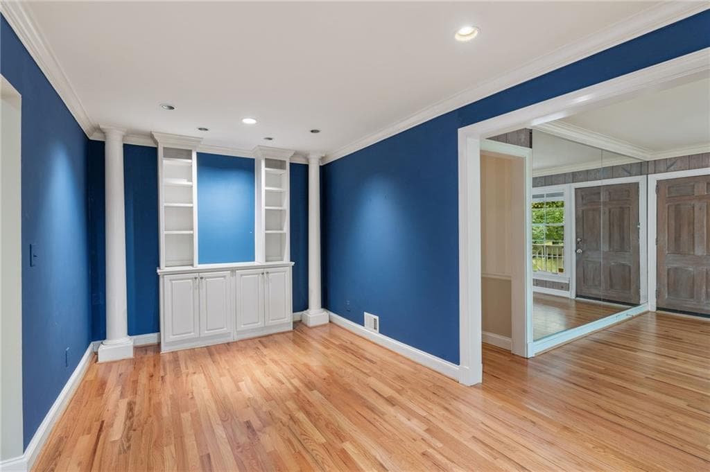 5 bedroom, 5 bathroom, 5,757 sq ft single family residence for sale at 1037 Davis Drive, Sandy Springs, GA 30327 — photo 6