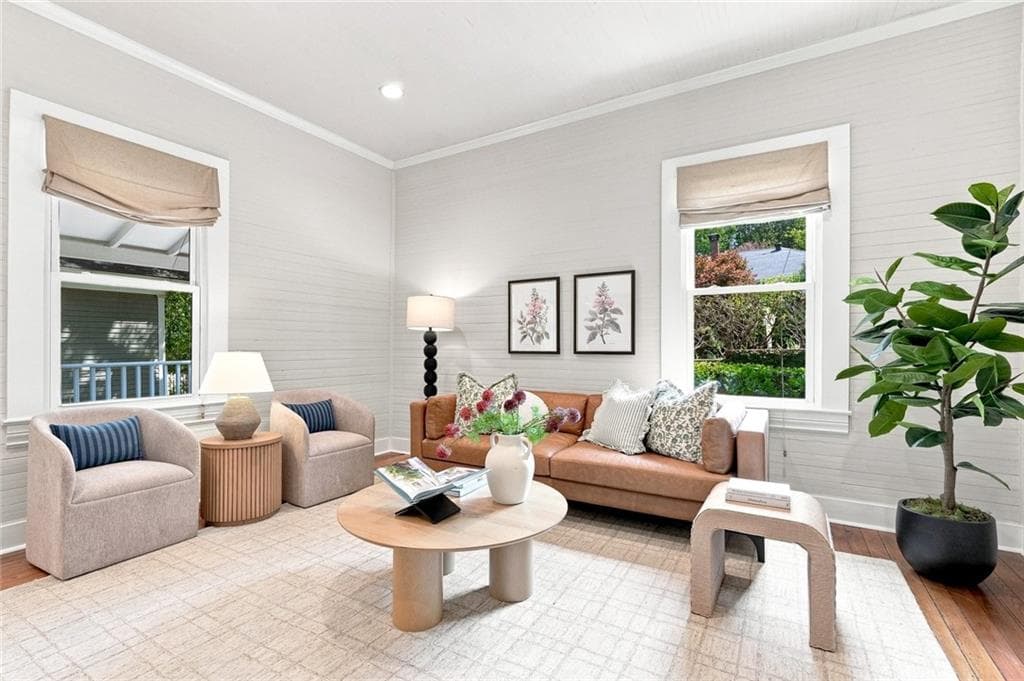 2 bedroom, 1 bathroom, 1,368 sq ft single family residence under contract at 1978 Butler Way, Atlanta, GA 30318 — photo 5