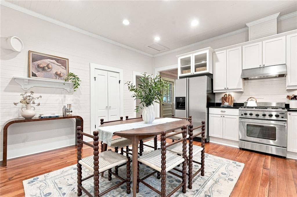 2 bedroom, 1 bathroom, 1,368 sq ft single family residence under contract at 1978 Butler Way, Atlanta, GA 30318 — photo 9