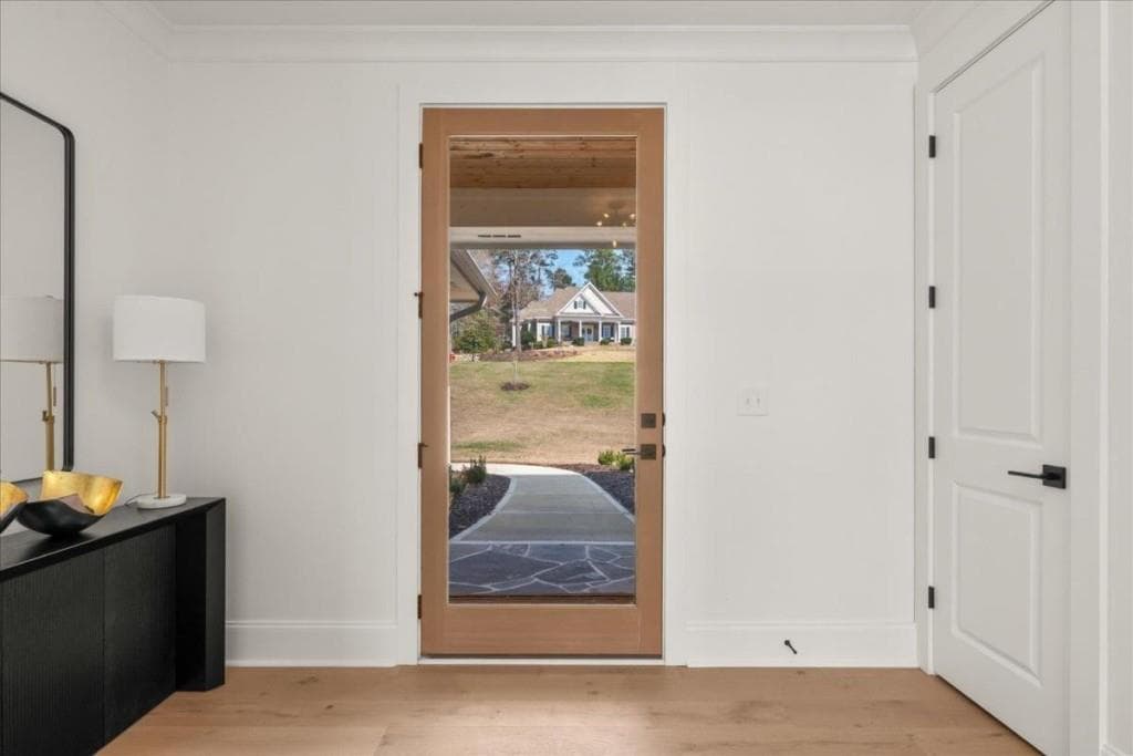 4 bedroom, 4 bathroom, 4,374 sq ft single family residence for sale at 1270 Glen Eagle Drive, Greensboro, GA 30642 — photo 6