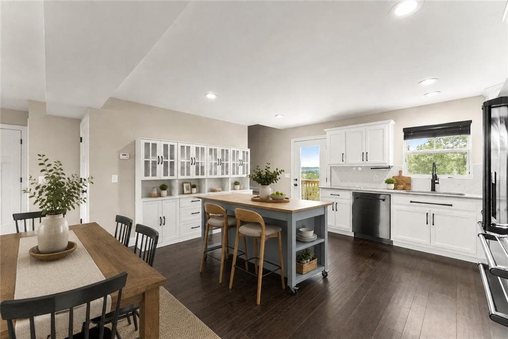 3 bedroom, 3 bathroom, 1,736 sq ft single family residence under contract at 150 Grand Oak Lane, Dahlonega, GA 30533 — photo 8