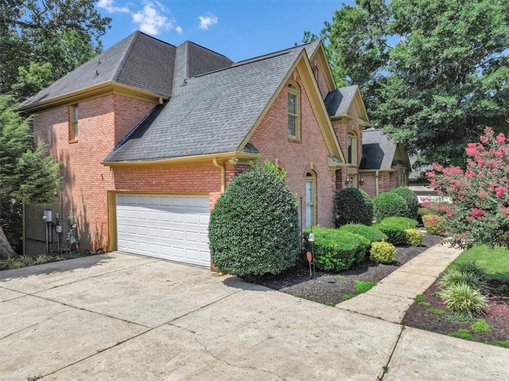 5 bedroom, 5 bathroom, 5,708 sq ft single family residence for sale at 4572 Lionshead Circle, Lithonia, GA 30038 — photo 6