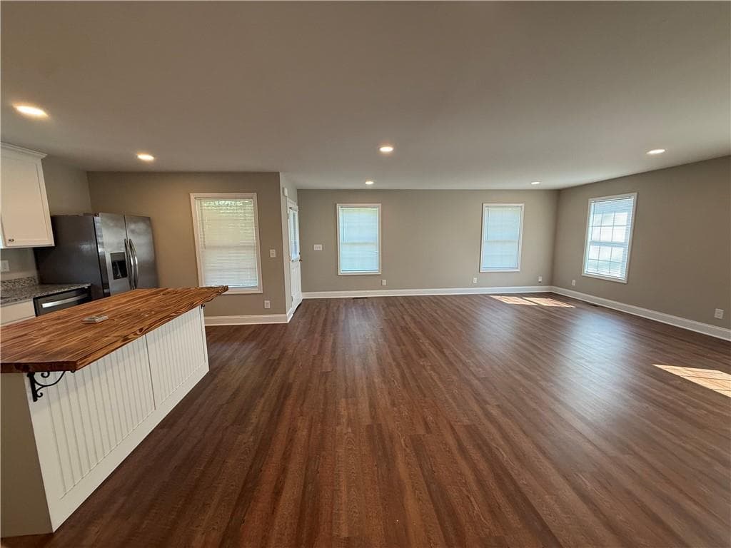 3 bedroom, 2 bathroom, 1,386 sq ft single family residence for rent at 5915 Maiden Lane, Lula, GA 30554 for $1,850 a month — photo 4