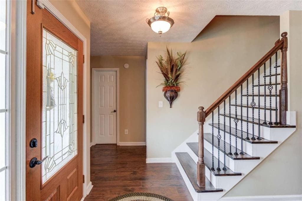 4 bedroom, 2 bathroom, 2,254 sq ft single family residence under contract at 2037 Windfield Drive, Monroe, GA 30655 — photo 10