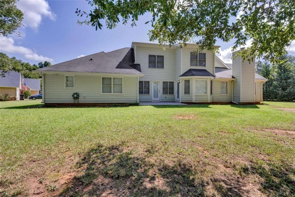 4 bedroom, 3 bathroom, 2,906 sq ft single family residence for sale at 4860 Thornwood Drive, Covington, GA 30016 — photo 6
