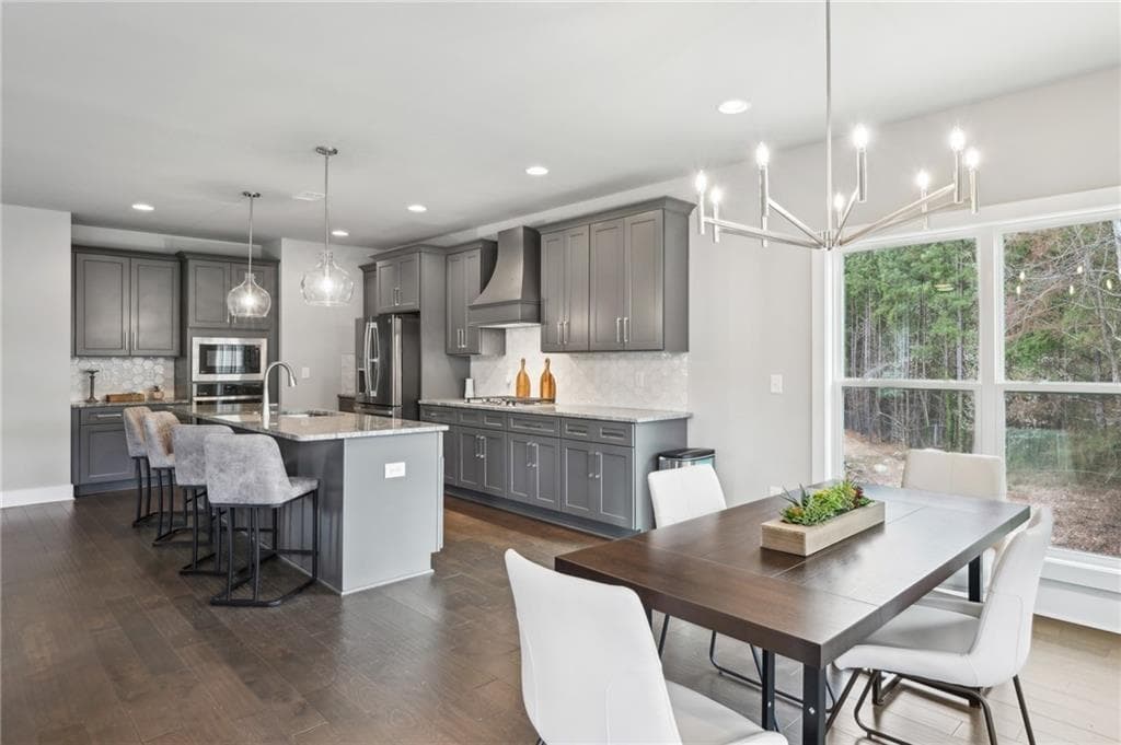 4 bedroom, 5 bathroom, 4,332 sq ft single family residence for sale at 3131 Stonegate Drive, Atlanta, GA 30331 — photo 9