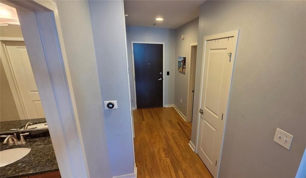 2 bedroom, 1 bathroom, 861 sq ft condominium under contract at 855 Peachtree Street 1510, Atlanta, GA 30308 — photo 10