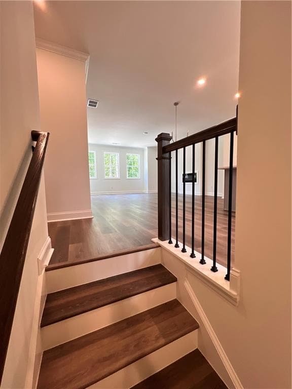 3 bedroom, 4 bathroom, 2,026 sq ft townhouse for sale at 1161 Dahlonega Highway 11, Cumming, GA 30040 — photo 3