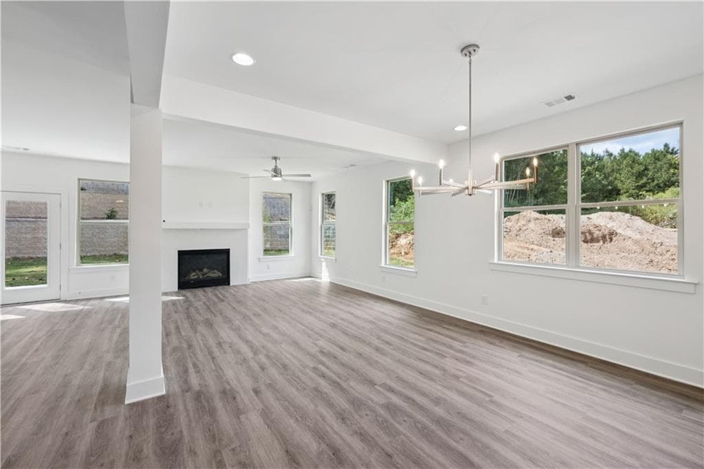 4 bedroom, 3 bathroom, 3,728 sq ft single family residence for sale at 3135 Stonegate Drive, Atlanta, GA 30331 — photo 3