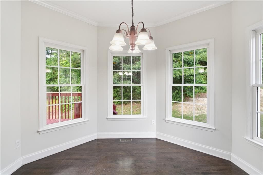 5 bedroom, 4 bathroom, 6,085 sq ft single family residence under contract at 1028 River Forest Point, Lawrenceville, GA 30045 — photo 8