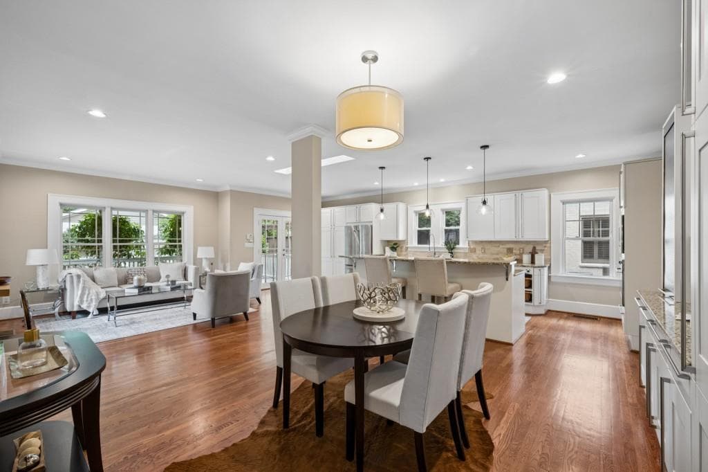 4 bedroom, 4 bathroom, 3,275 sq ft single family residence for sale at 1248 Stillwood Drive, Atlanta, GA 30306 — photo 2