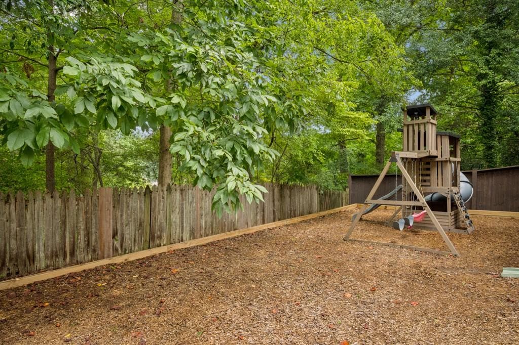 4 bedroom, 4 bathroom, 3,275 sq ft single family residence for sale at 1248 Stillwood Drive, Atlanta, GA 30306 — photo 9