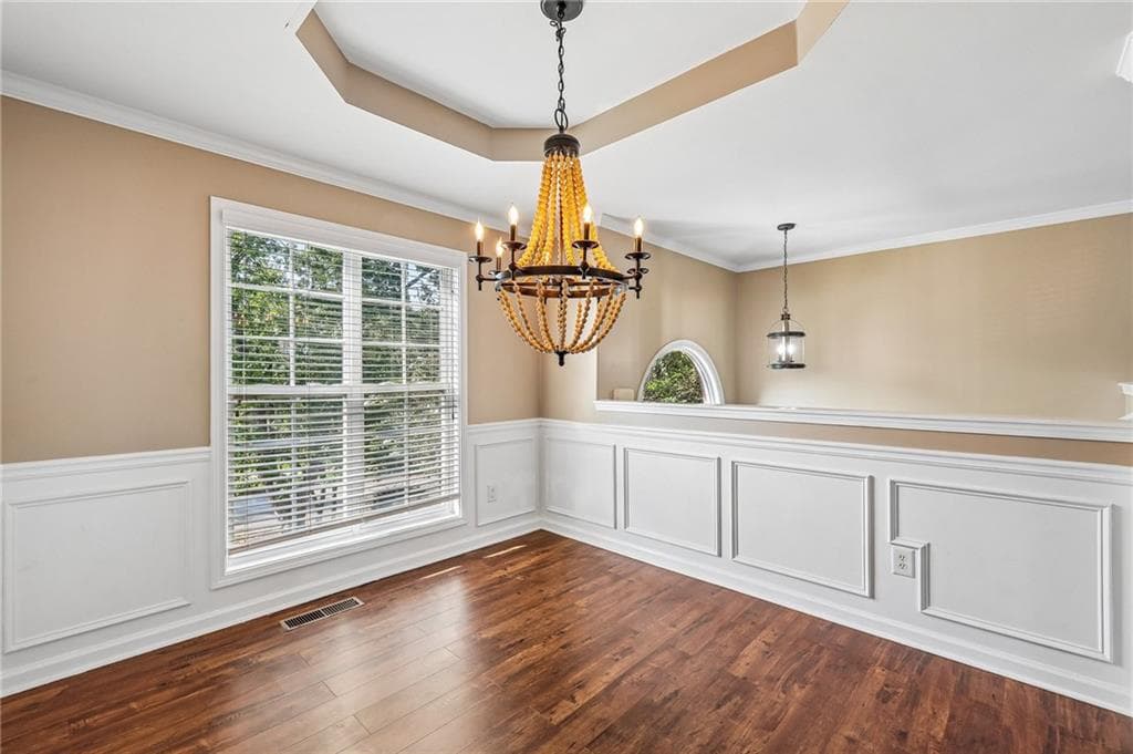 5 bedroom, 3 bathroom, 2,533 sq ft single family residence for sale at 525 San Dra Way, Monroe, GA 30656 — photo 7