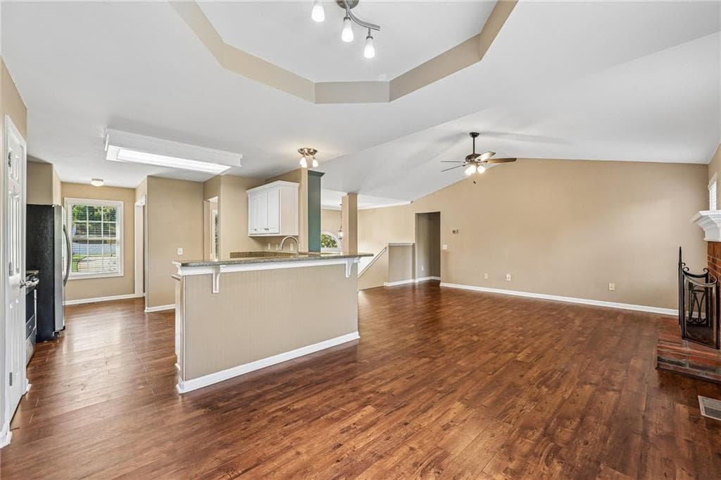 5 bedroom, 3 bathroom, 2,533 sq ft single family residence for sale at 525 San Dra Way, Monroe, GA 30656 — photo 10