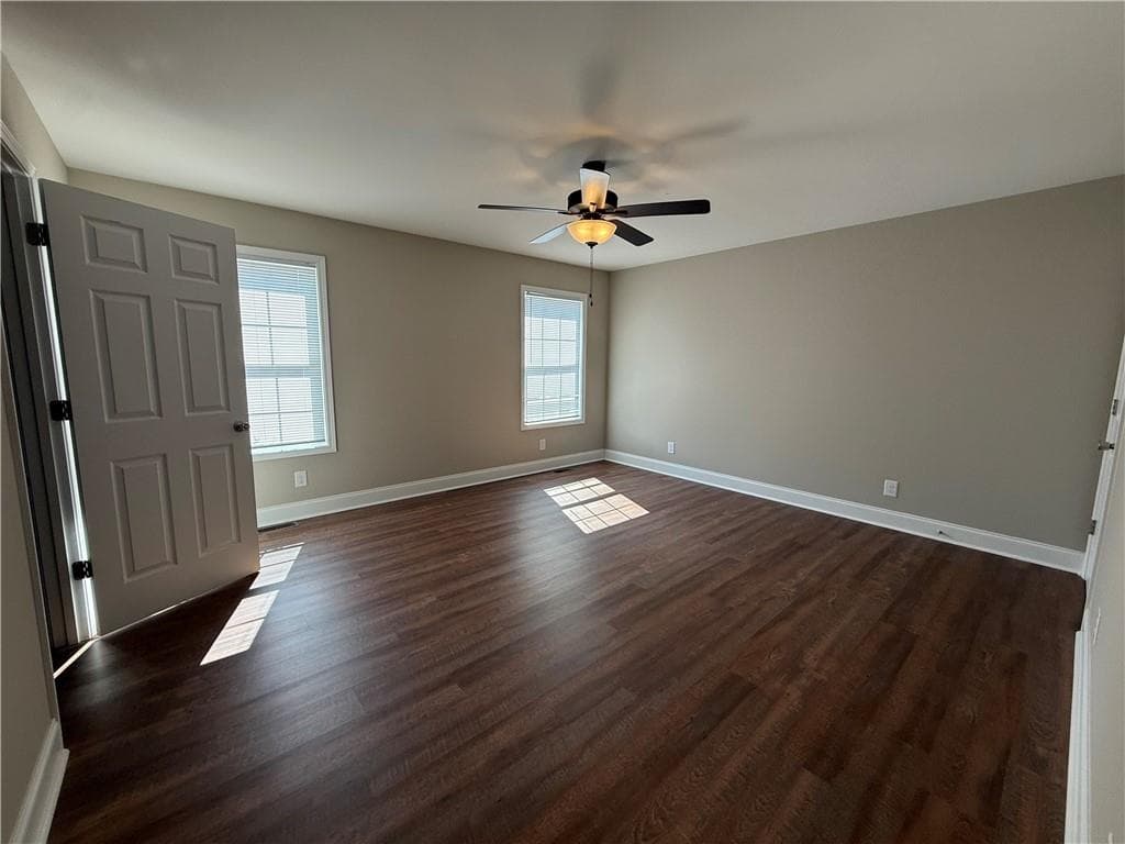 3 bedroom, 2 bathroom, 1,386 sq ft single family residence for rent at 5956 Moon Drive, Lula, GA 30554 for $1,850 a month — photo 5