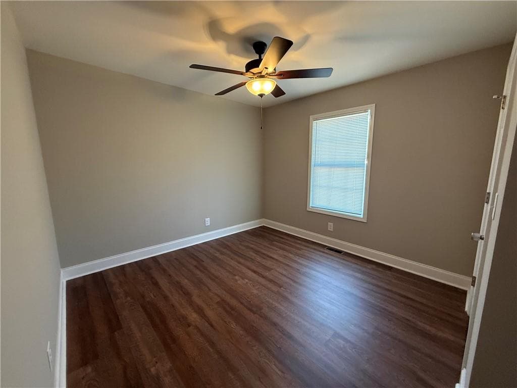 3 bedroom, 2 bathroom, 1,386 sq ft single family residence for rent at 5956 Moon Drive, Lula, GA 30554 for $1,850 a month — photo 9