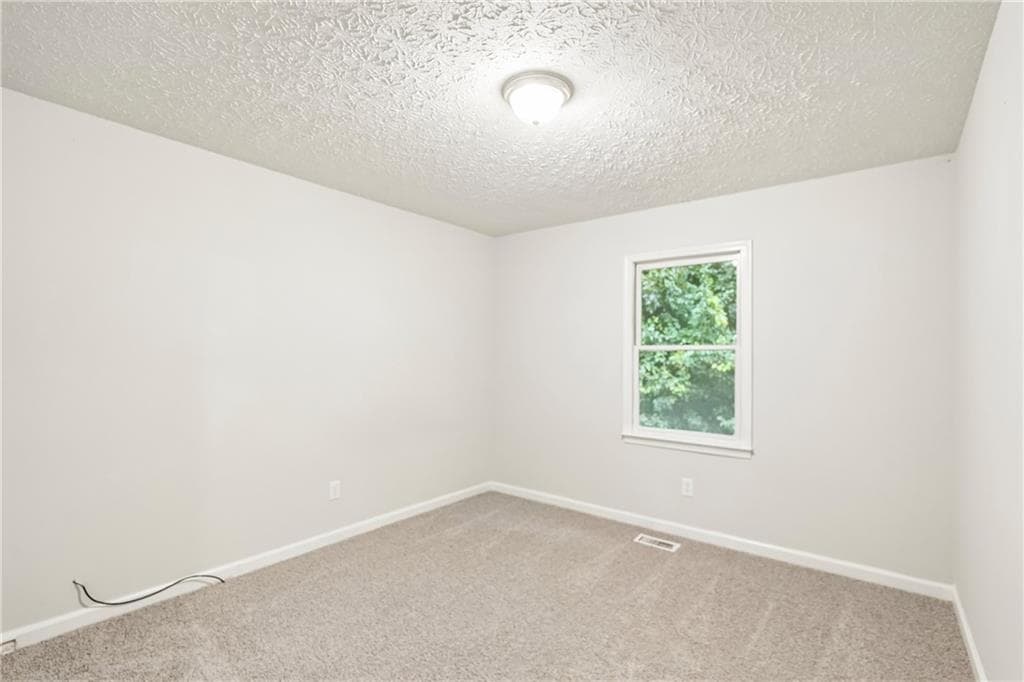 4 bedroom, 2 bathroom, 2,459 sq ft single family residence for sale at 484 Legacy Park Drive, Powder Springs, GA 30127 — photo 5