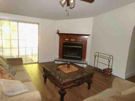 3 bedroom, 2 bathroom, 1,560 sq ft single family residence under contract at 953 Nugget Lane, Ellijay, GA 30540 — photo 3