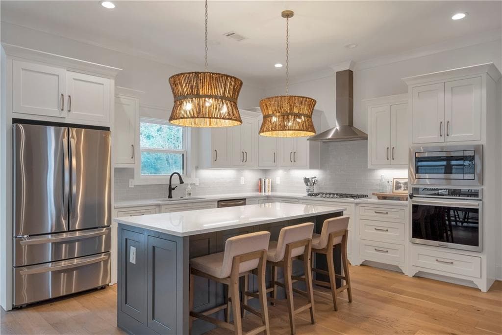 5 bedroom, 4 bathroom, 3,386 sq ft single family residence for sale at 1107 Maybeck Way, Peachtree City, GA 30269 — photo 4