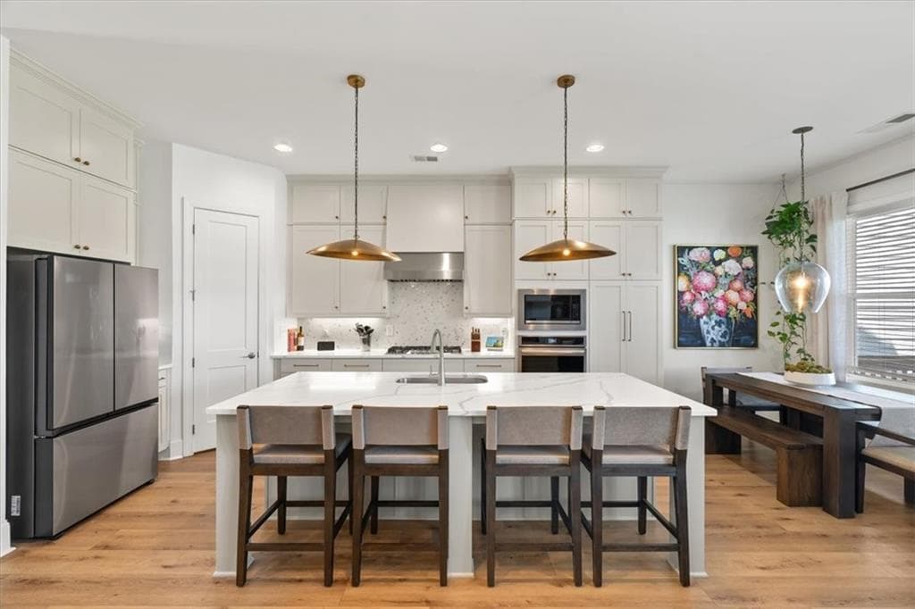 5 bedroom, 4 bathroom, 3,689 sq ft single family residence for rent at 1944 James Red Moore Boulevard, Atlanta, GA 30318 for $4,500 a month — photo 6