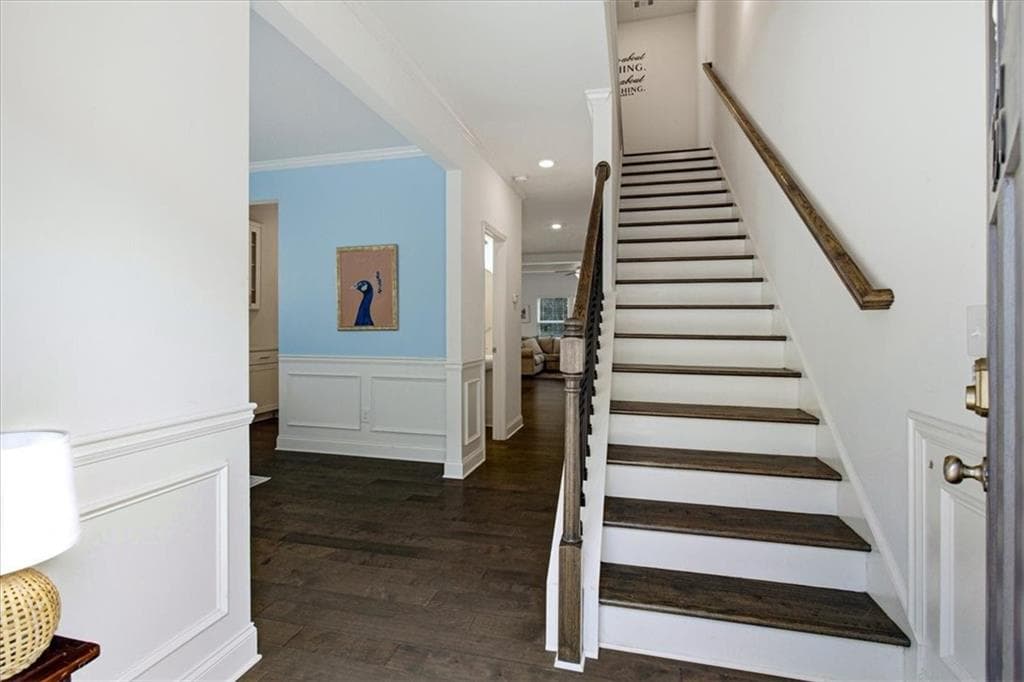 2 bedroom, 4 bathroom, 1,848 sq ft townhouse for sale at 256 Ismal Drive, Atlanta, GA 30331 — photo 5
