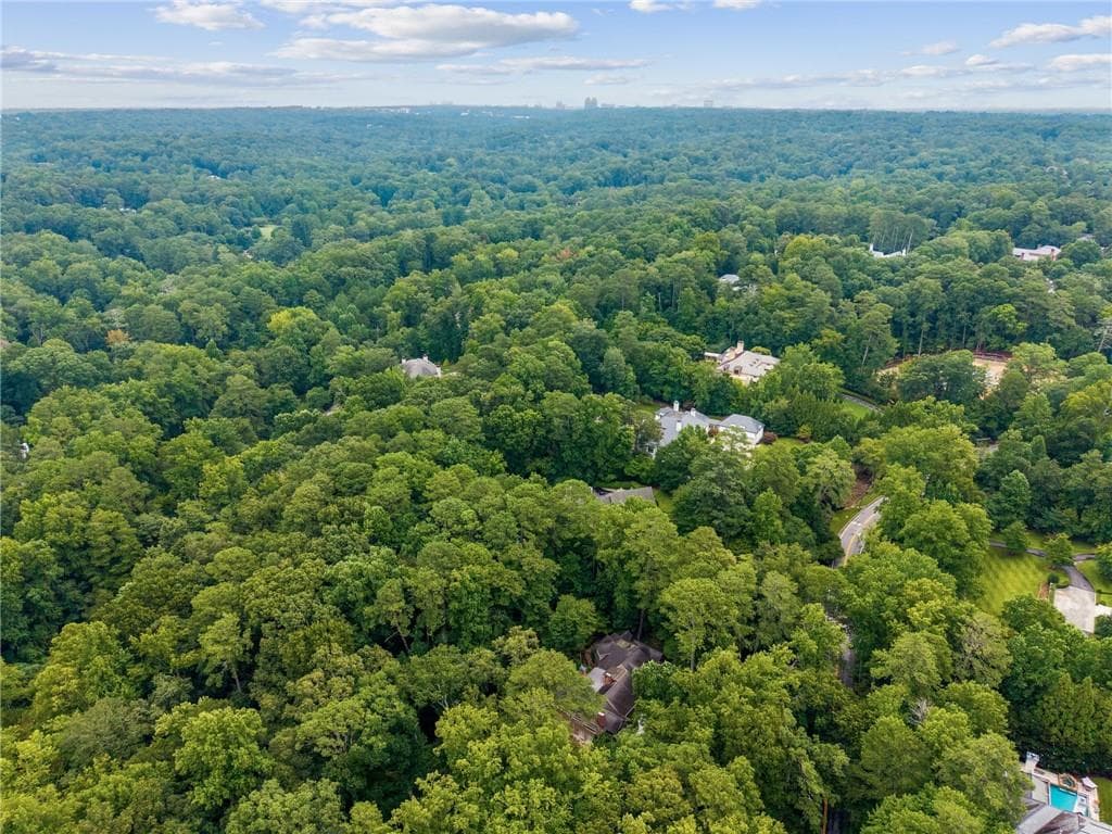 5 bedroom, 5 bathroom other for sale at 1037 Davis Drive, Sandy Springs, GA 30327 — photo 4